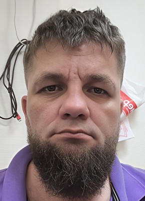 Кирилл из Саратова 35 лет