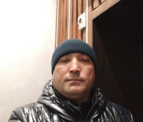 Shaykh Sharipov, 44, Yekaterinburg