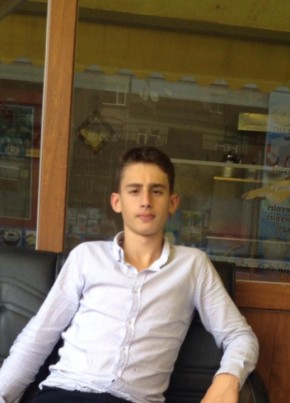 Mert Hasan, 22, Türkiye Cumhuriyeti, Sürmene