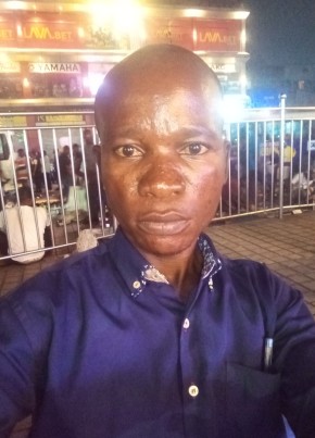Fils Loota, 41, République démocratique du Congo, Kinshasa