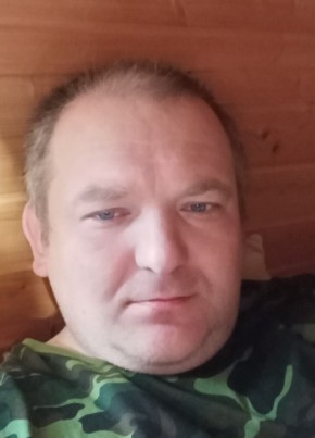 Yuriy, 40, Russia, Severomorsk