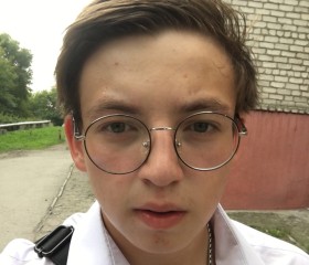 Егор, 19 лет, Белово