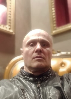 Сергей из Екатеринбурга 50 лет