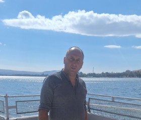 Gagik Dunamalyan, 40, Ejmiatsin