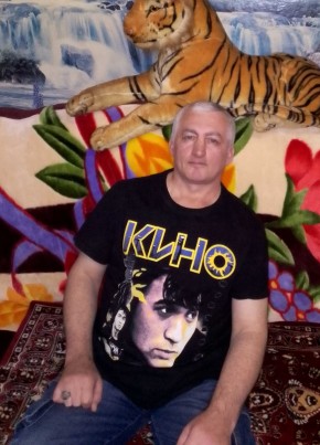 Anatoliy, 51, Russia, Kholmsk