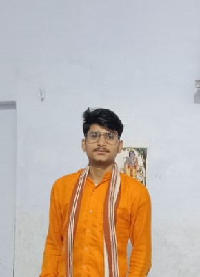 Shiva, 18, India, Faizābād