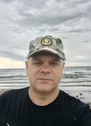 Руслан из Екібастұза 42 года