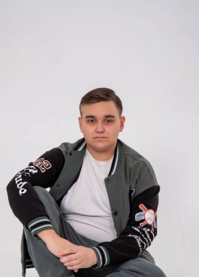 Егор из Новоалтайска 22 года