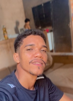 Davi из Brasília 23 года