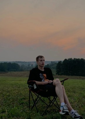 Виталий, 23, Россия, Лопатинский