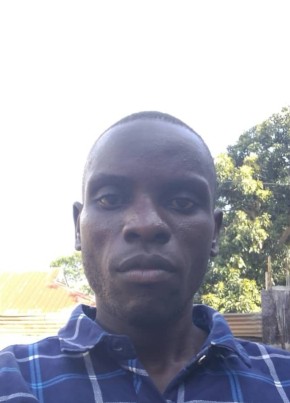 Bazibu Abaasi из Entebbe 33 года