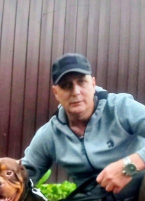 Максим из Москвы 54 года