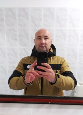 Виктор
