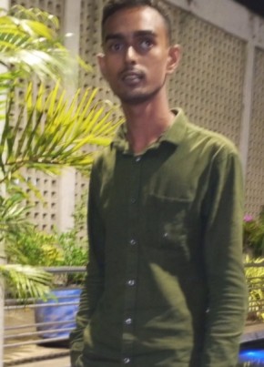 Gjcdxf из ঢাকা 18 лет
