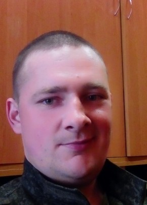 Александр, 27, Россия, Удельная