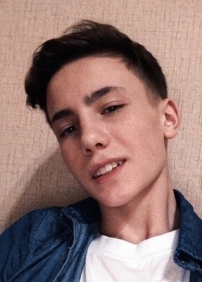 Михаил из Большой Ижоры 19 лет