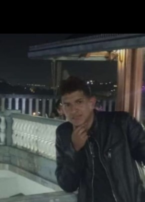 Andrés, 19, Venezuela, Caracas