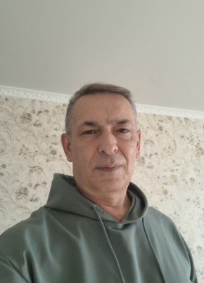 Артур из Таганрога 51 год