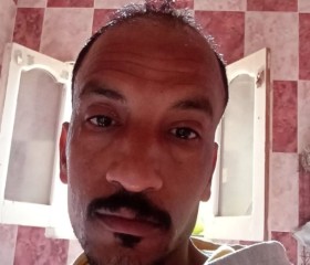 عدى, 30, Cairo