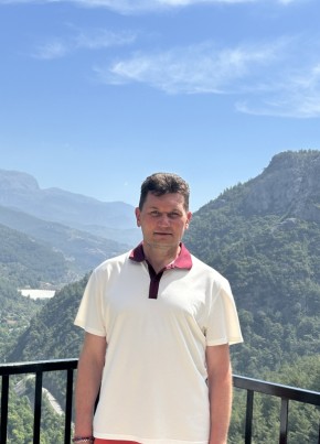 Александр из Екатеринбурга 52 года