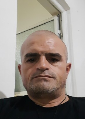 Alfred, 39, Albania, Durrës