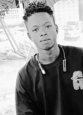 Lagomba из Niamey 26 лет