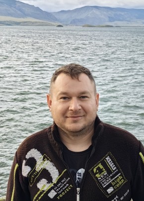 Михаил из Луганска 45 лет