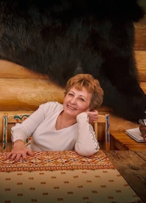 Юлия, 61, Россия, Санкт-Петербург