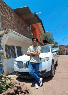 Roberto muñiz из Irapuato 21 год