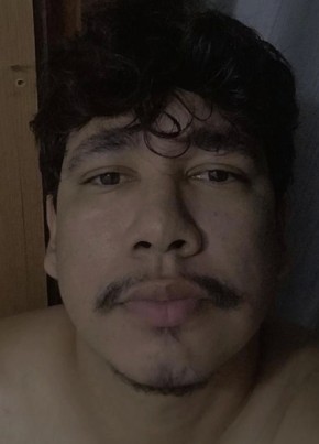 Michael из Belo Jardim 22 года