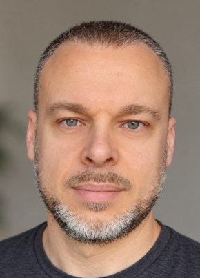 Aleksandr из București 46 лет