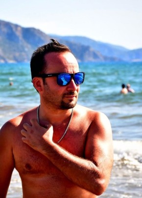 Mr Romantic, 41, Türkiye Cumhuriyeti, Mersin