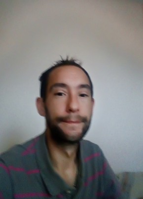 Anthony, 40, République Française, Clisson