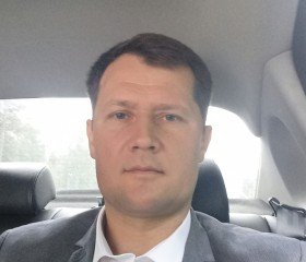 Valeriy, 45, Saint Petersburg