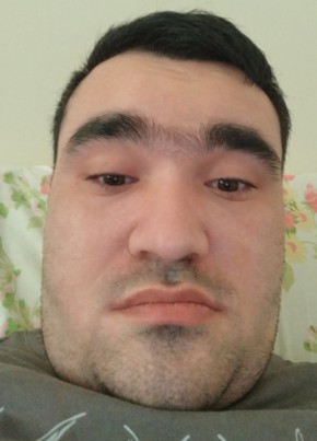 Mustafa из Maltepe 22 года