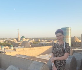 Lina, 43, Yekaterinburg