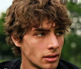 Nick, 20, Sharjah