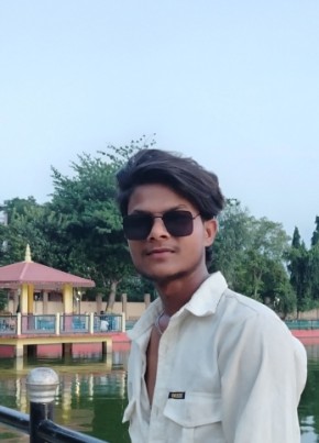 Ravi из Kathmandu 25 лет