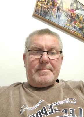 Максим из Атырау 51 год