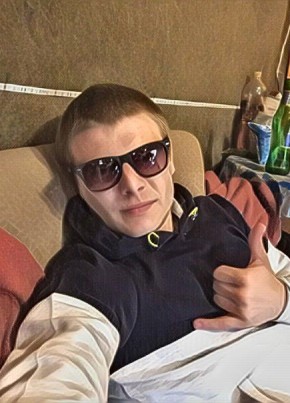 Антон, 30, Россия, Пролетарский