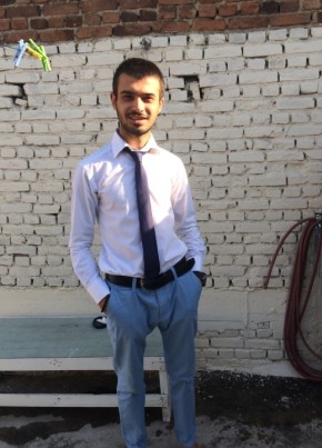 çağatay arslan, 27, Türkiye Cumhuriyeti, Edremit (Balıkesir)