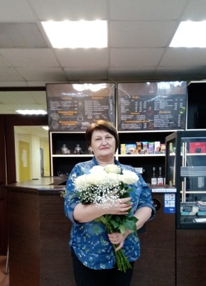 Алёна, 59, Россия, Москва