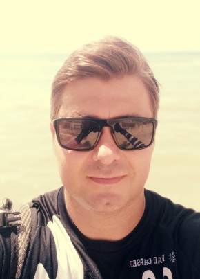 Steady из Cartagena 39 лет