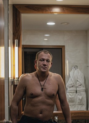 Виталя, 41, Россия, Новосибирск