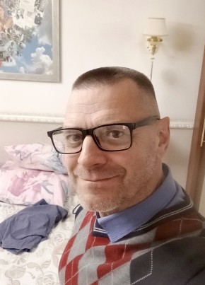 Александр из Нового Уренгоя 51 год
