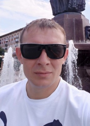 Анатолий, 19, Россия, Нижнекамск