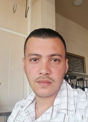محمد خيري, 32, اَلْجُمْهُورِيَّة اَللُّبْنَانِيَّة, بَيْرُوت