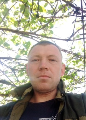 Антон, 37, Россия, Суровикино