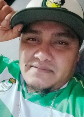 Bryan из Torreón 26 лет