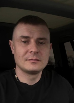 Максим из Санкт-Петербурга 43 года